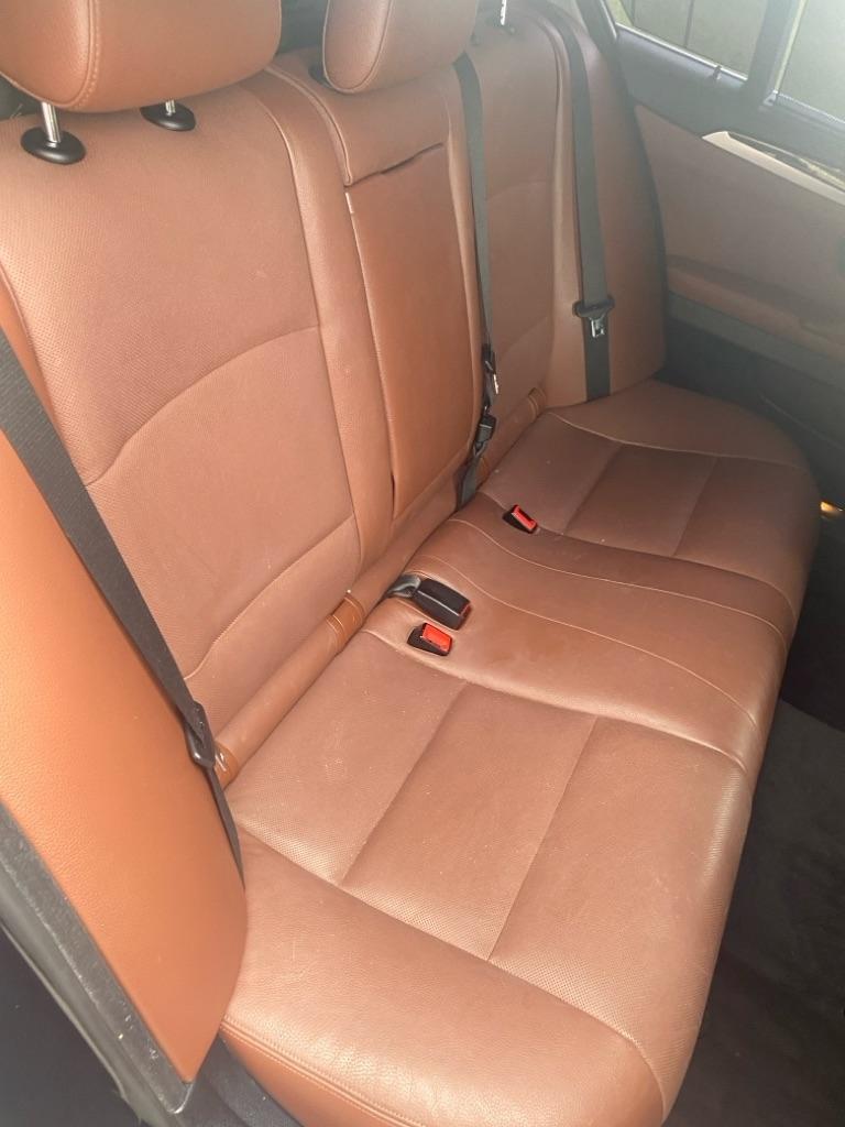 BMW 5-Series  2012