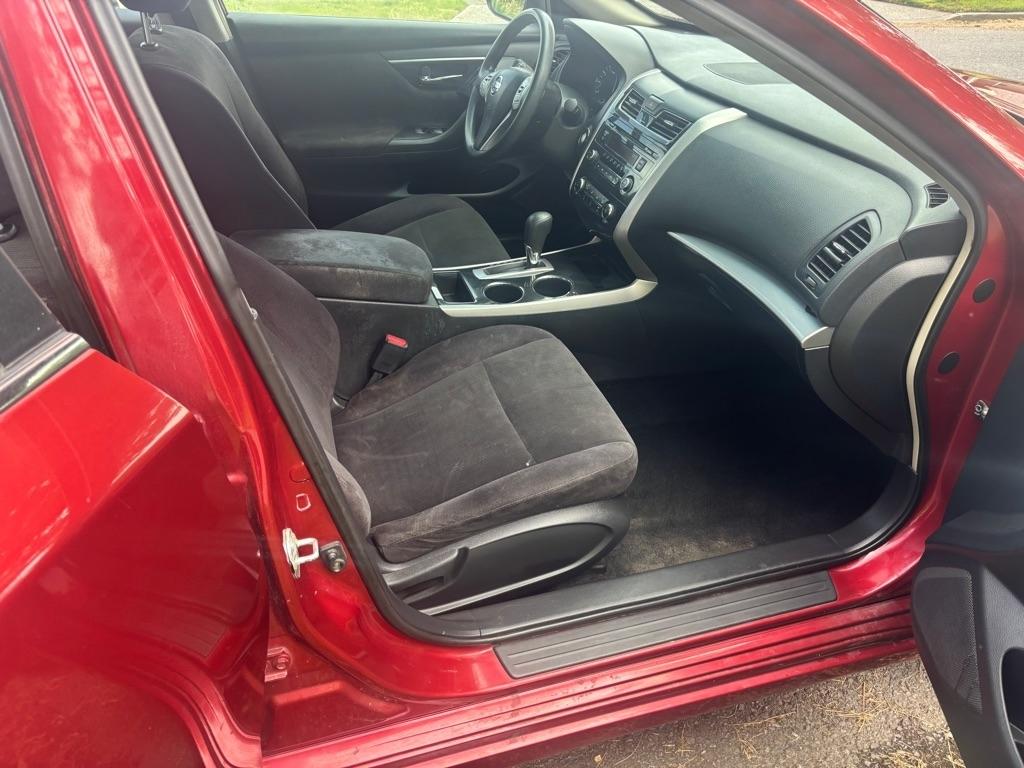 Nissan Altima  2013