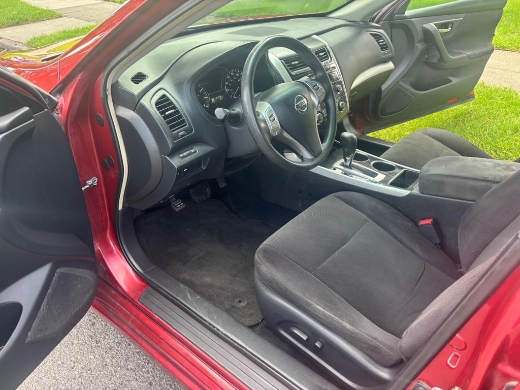 Nissan Altima  2013