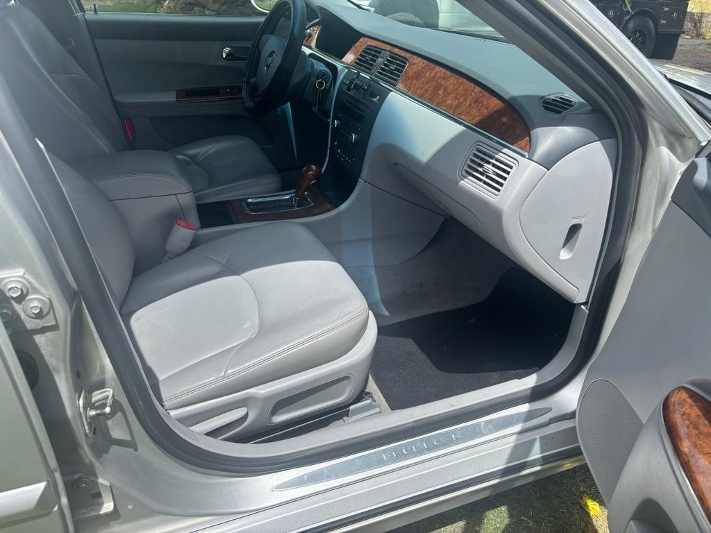 Buick LaCrosse  2005