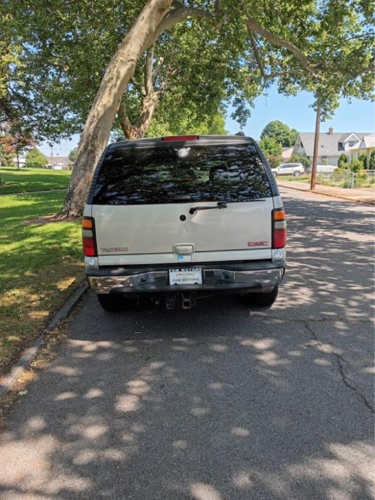 GMC Yukon  2005