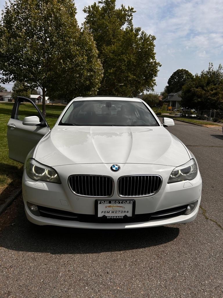 BMW 5-Series  2013