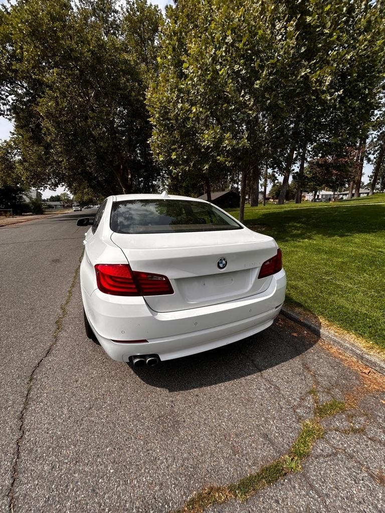 BMW 5-Series  2013