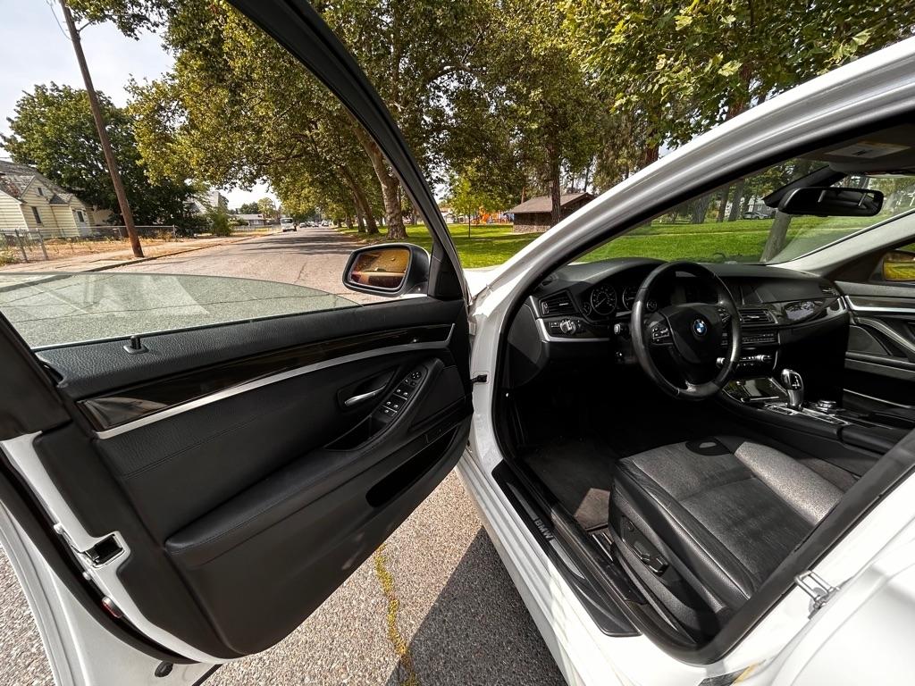 BMW 5-Series  2013