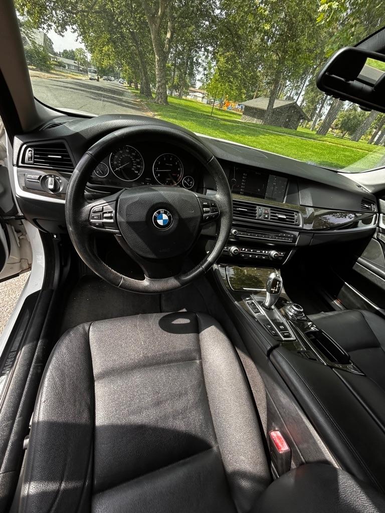 BMW 5-Series  2013