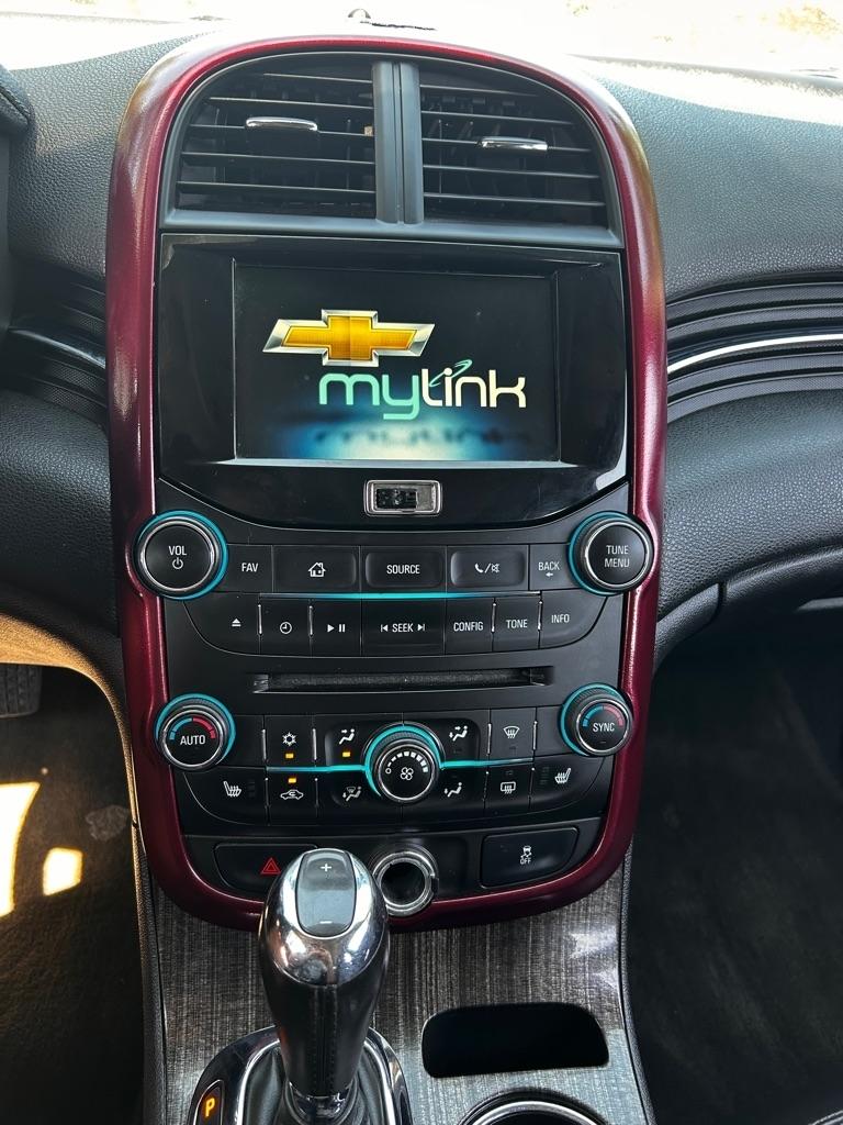 Chevrolet Malibu  2015