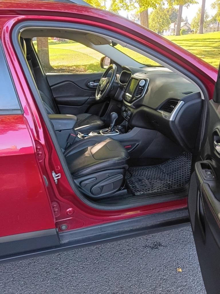 Jeep Cherokee  2015