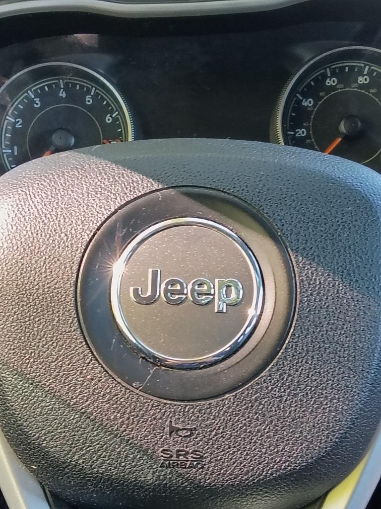 Jeep Cherokee  2015