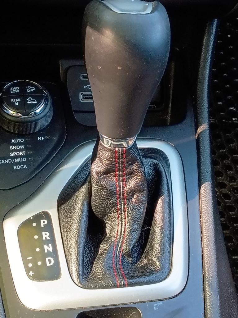 Jeep Cherokee  2015