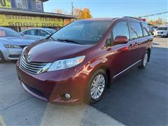 2012 Toyota Sienna 