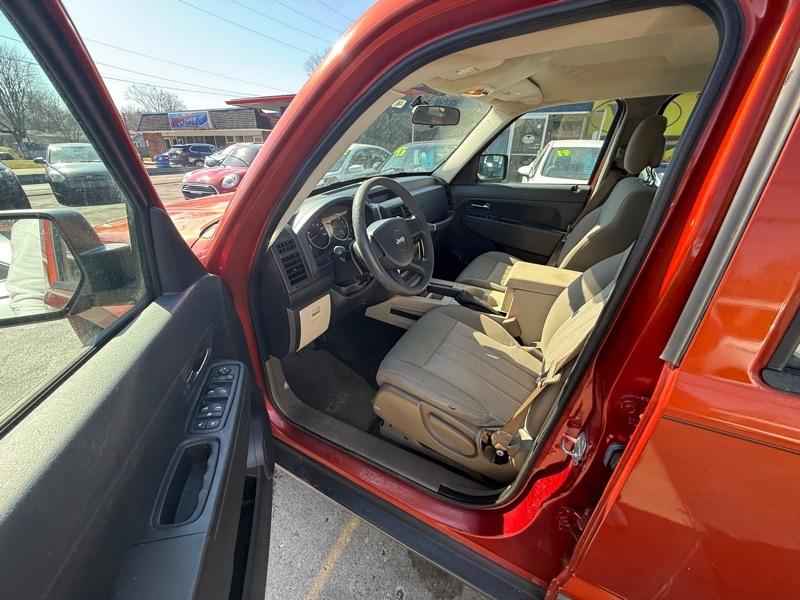 Jeep Liberty Sport 4WD 2009