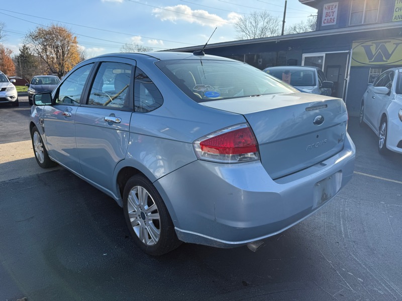 Ford Focus SE Sedan 2008
