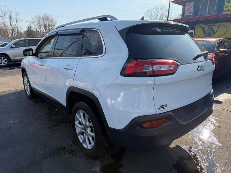 Jeep Cherokee Latitude FWD 2016