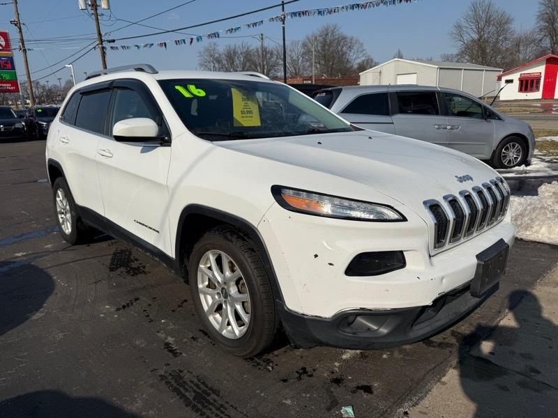 Jeep Cherokee Latitude FWD 2016