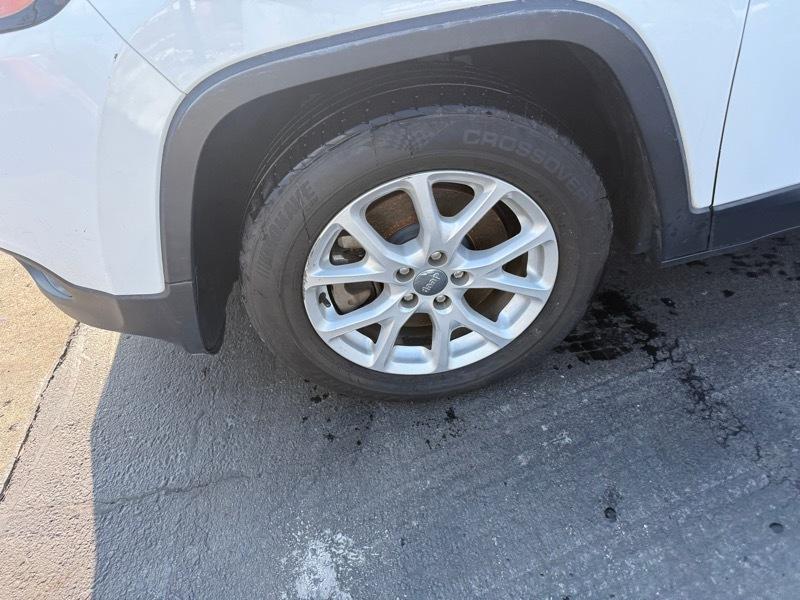 Jeep Cherokee Latitude FWD 2016