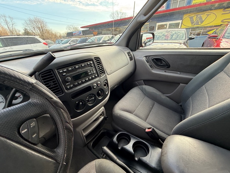 Ford Escape XLT Midnight 2WD 2002