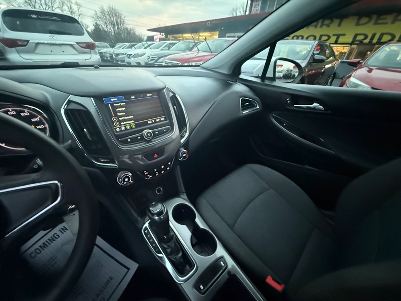 Chevrolet Cruze LS Auto 2019