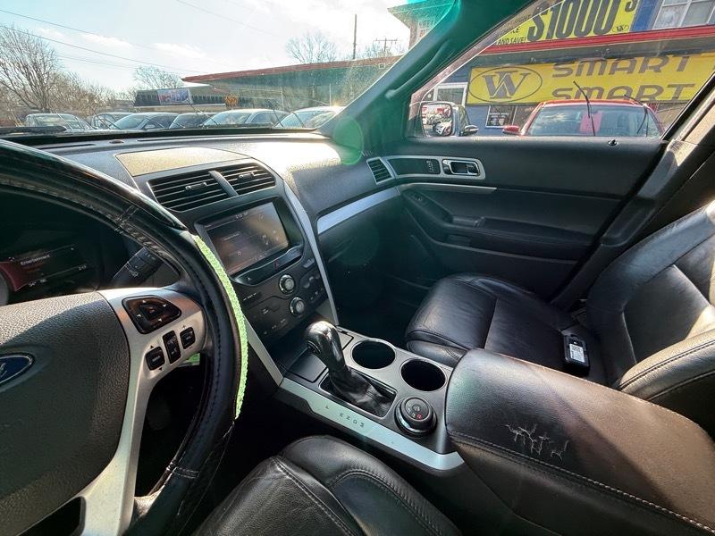 Ford Explorer XLT 4WD 2014