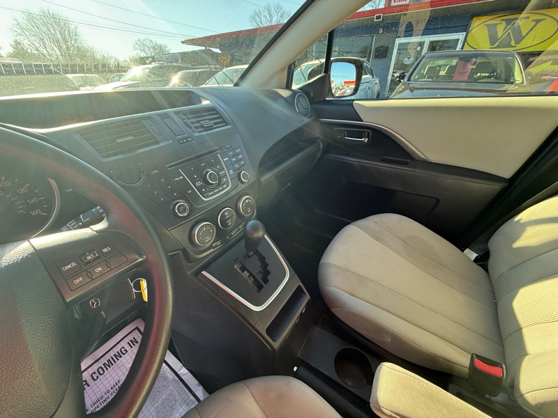 Mazda MAZDA5 Sport 2015