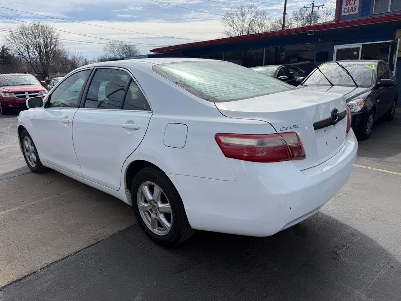 Toyota Camry XLE 5-Spd AT 2009