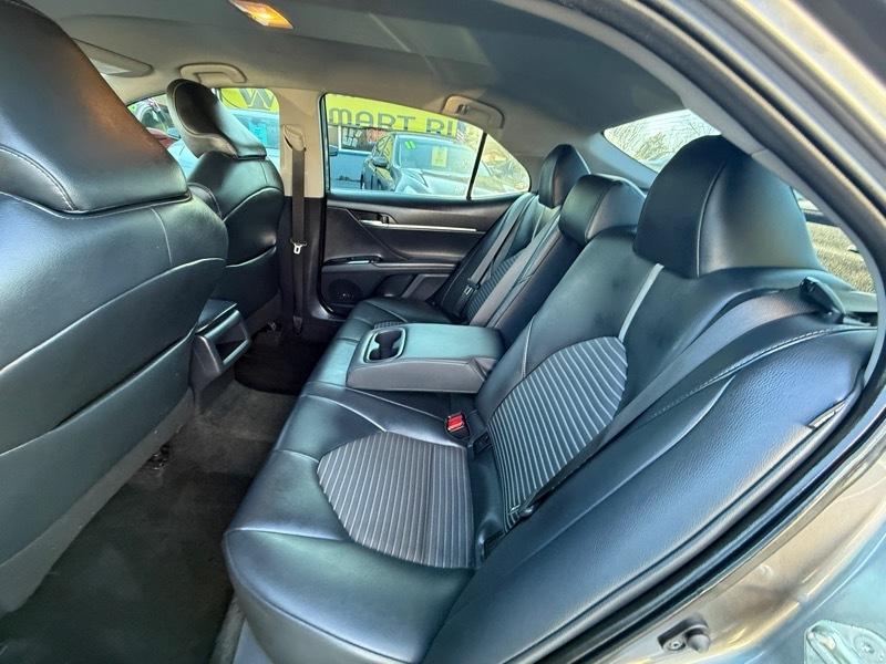 Toyota Camry XLE 2019