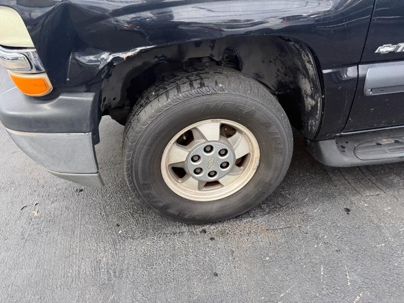 Chevrolet Tahoe 4WD 2002