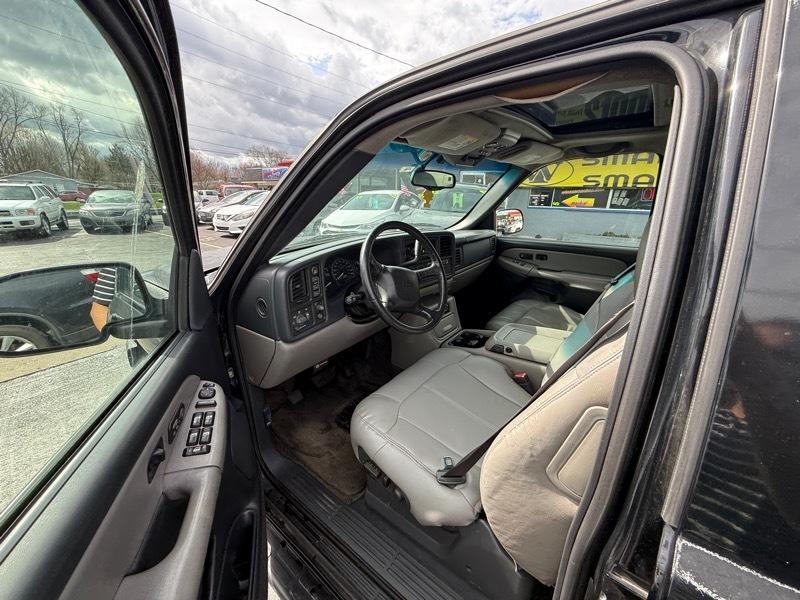 Chevrolet Tahoe 4WD 2002