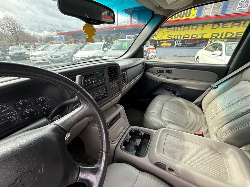 Chevrolet Tahoe 4WD 2002