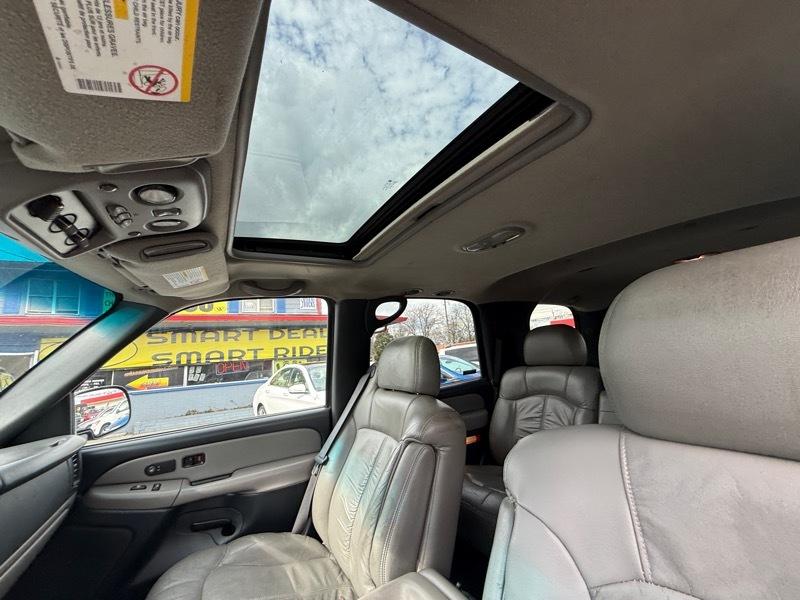 Chevrolet Tahoe 4WD 2002