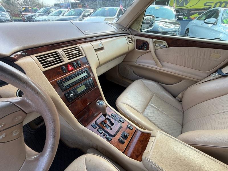 Mercedes-Benz E-Class E320 2000