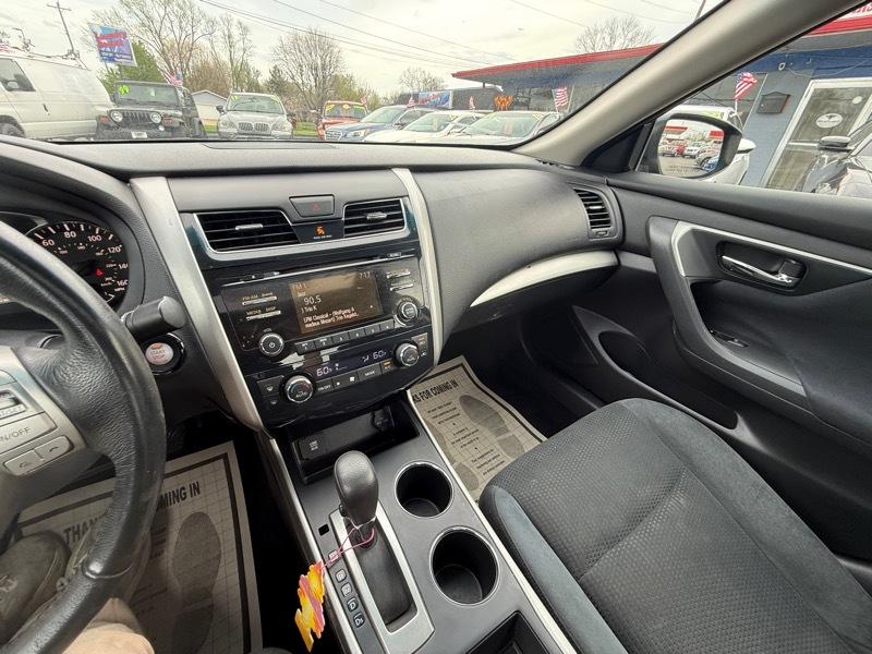 Nissan Altima 2.5 SV 2015