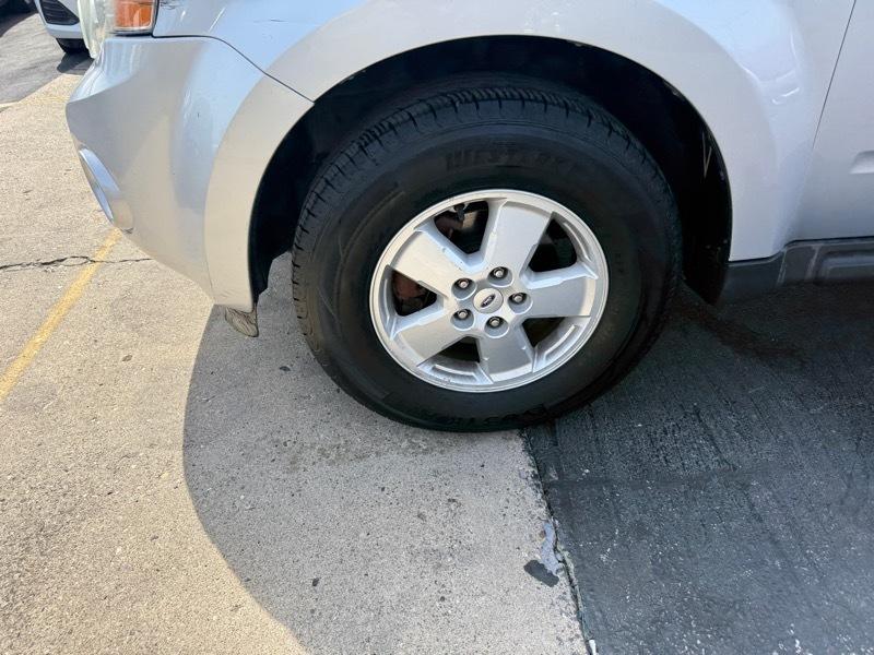 Ford Escape XLT FWD 2010