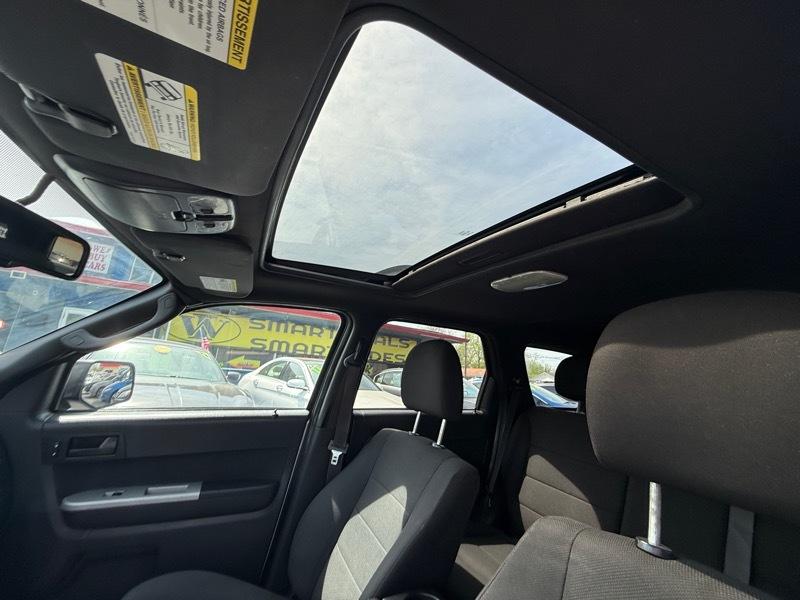Ford Escape XLT FWD 2010