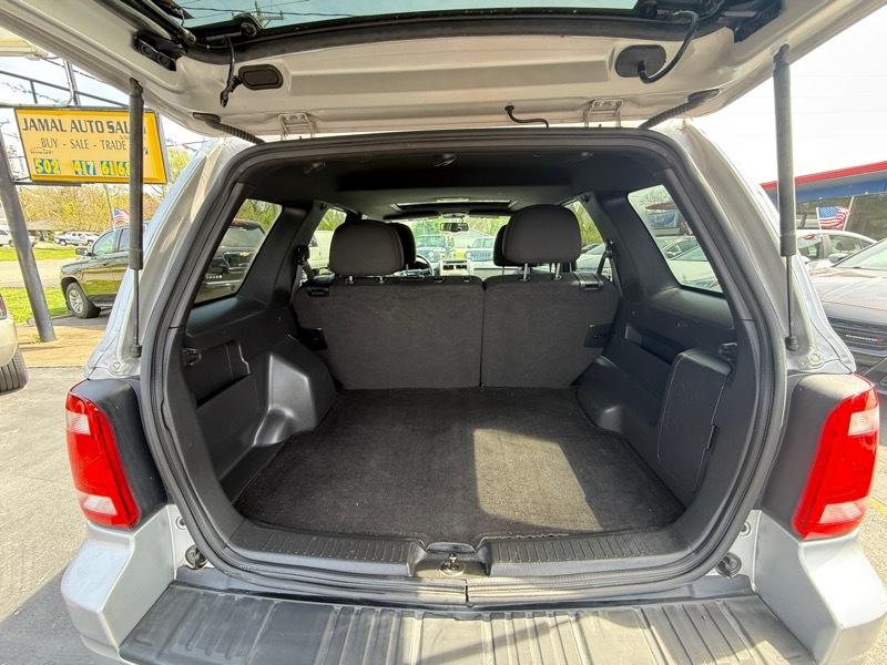 Ford Escape XLT FWD 2010