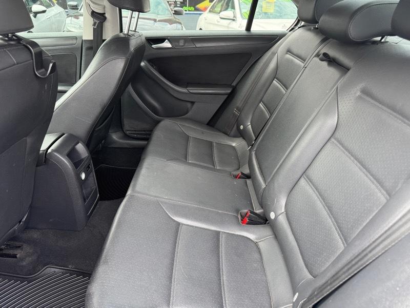 Volkswagen Jetta SE 2014