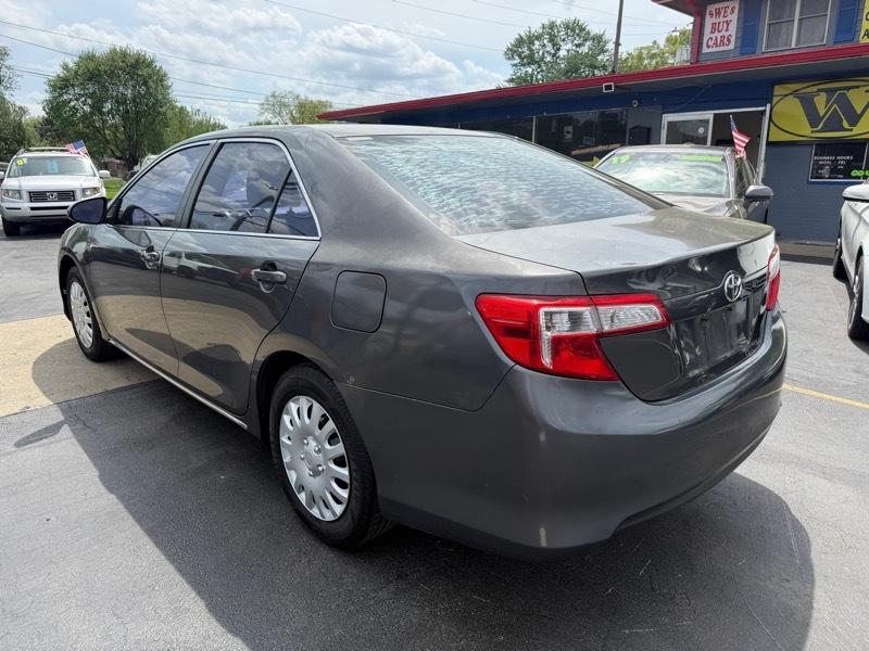 Toyota Camry XLE 2013