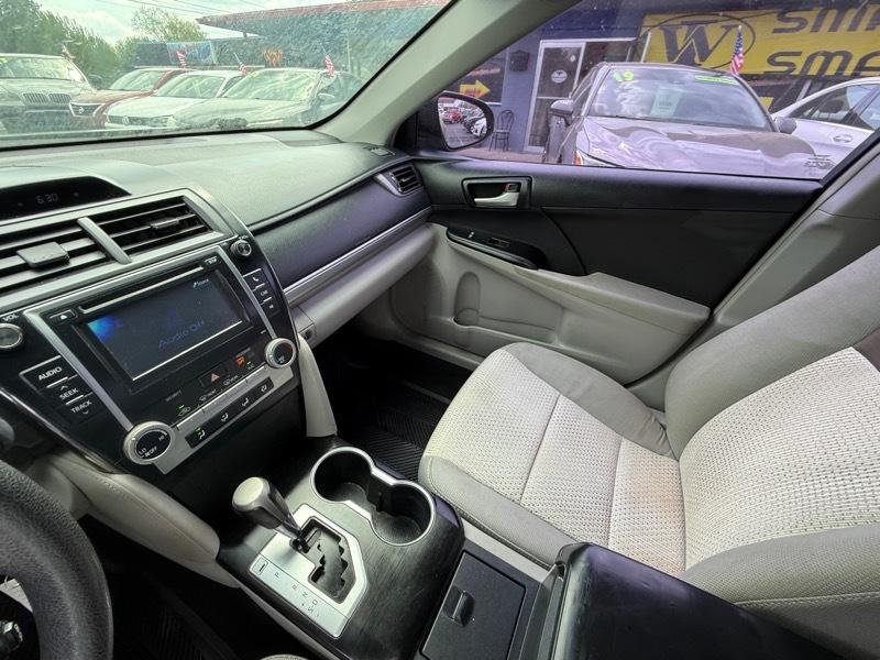 Toyota Camry XLE 2013