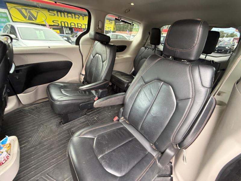 Chrysler Pacifica Touring-L Plus 2017