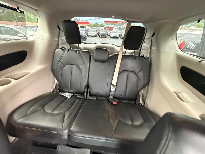 Chrysler Pacifica Touring-L Plus 2017