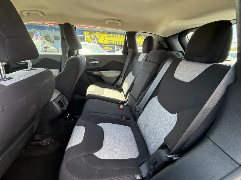 Jeep Cherokee Sport 4WD 2014