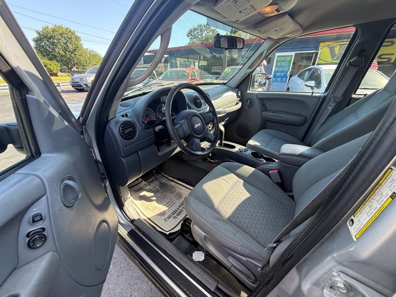 Jeep Liberty Sport 4WD 2006