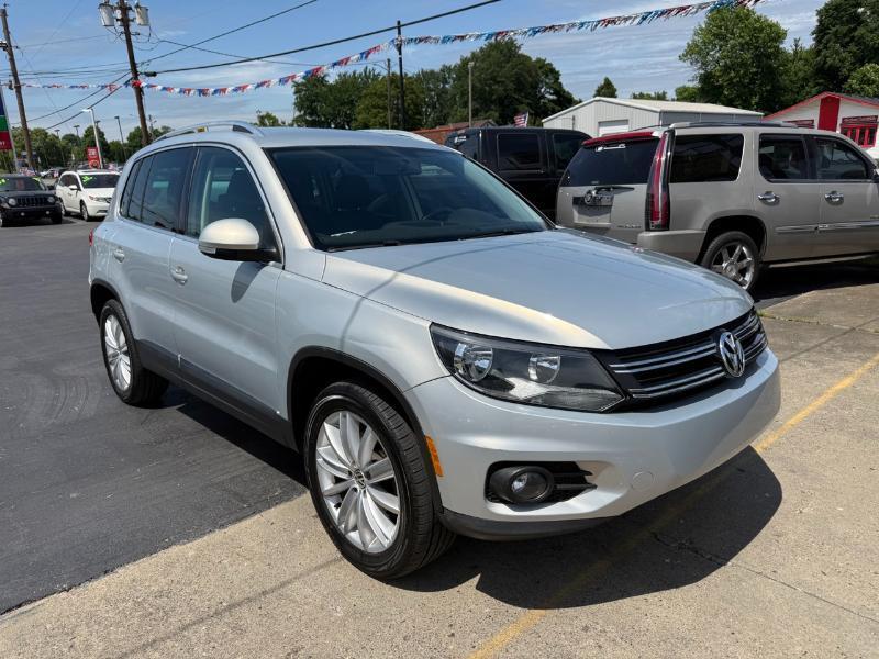 Volkswagen Tiguan S 4Motion 2012