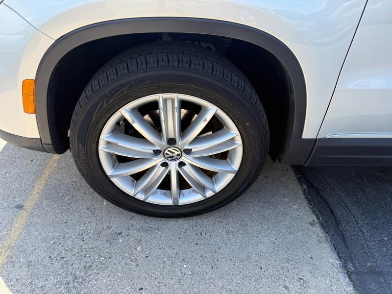 Volkswagen Tiguan S 4Motion 2012