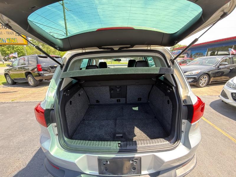 Volkswagen Tiguan S 4Motion 2012