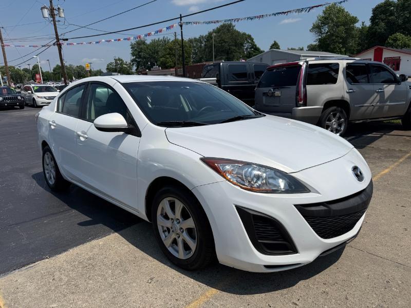 Mazda MAZDA3 i Touring 4-door 2011