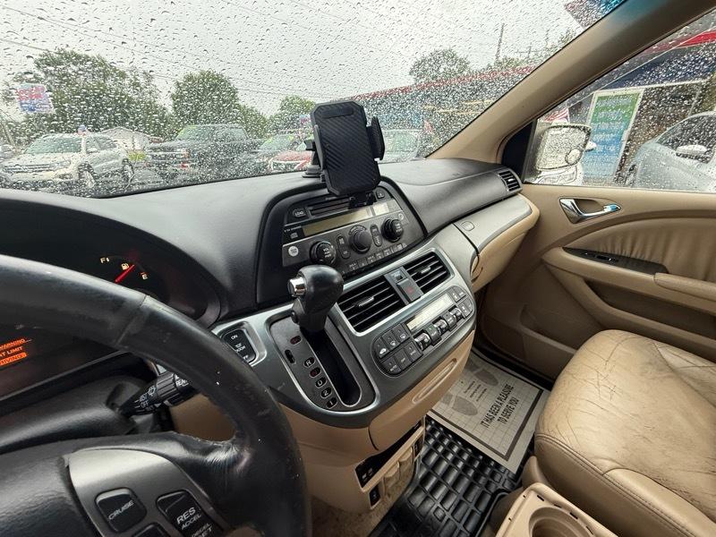 Honda Odyssey Touring w/DVD 2006