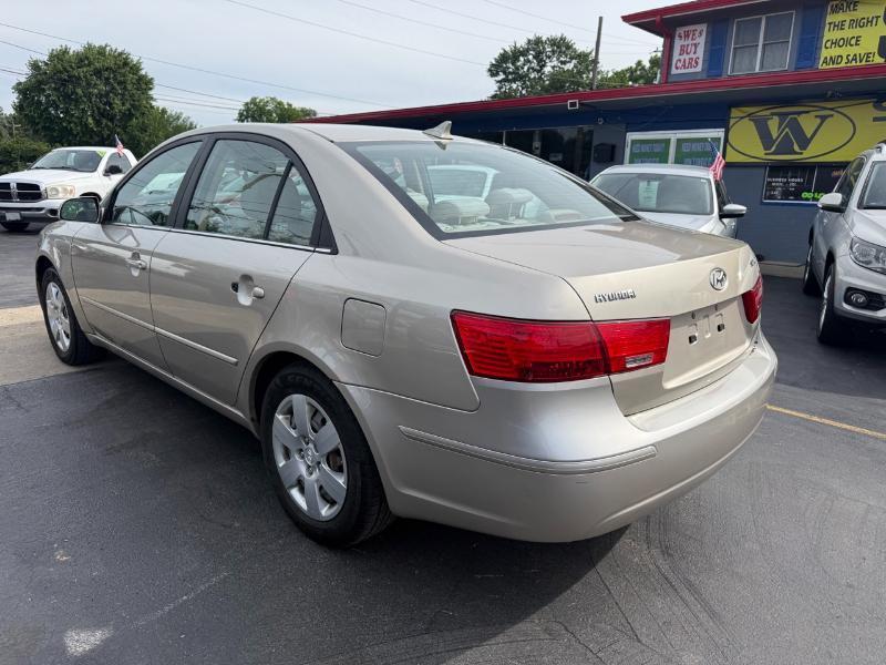 Hyundai Sonata GLS 2010