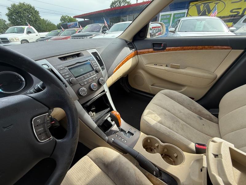 Hyundai Sonata GLS 2010