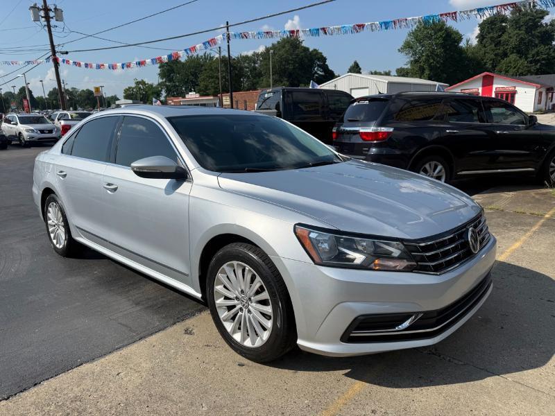 Volkswagen Passat SE PZEV 6A w/ Sunroof & Nav 2016