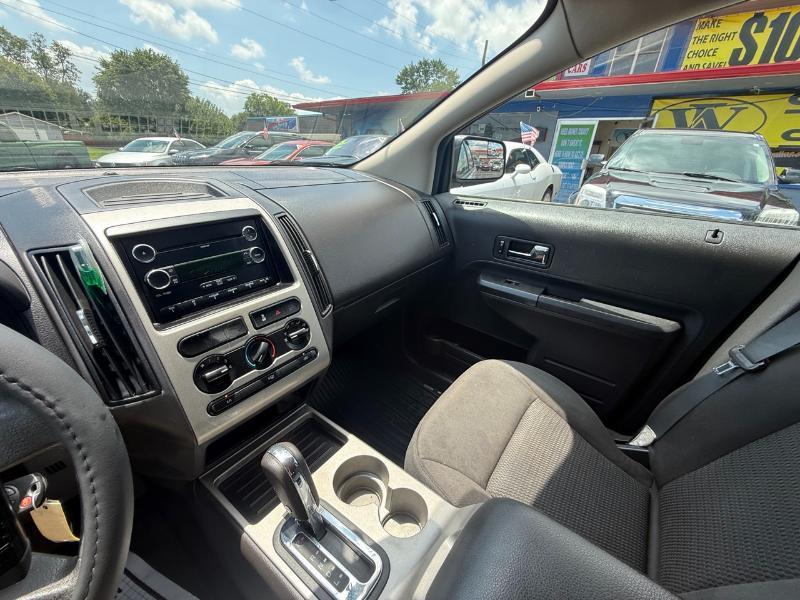 Ford Edge SE FWD 2010